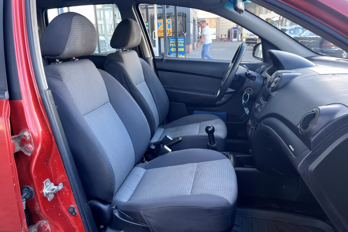 Chevrolet Aveo фото 12