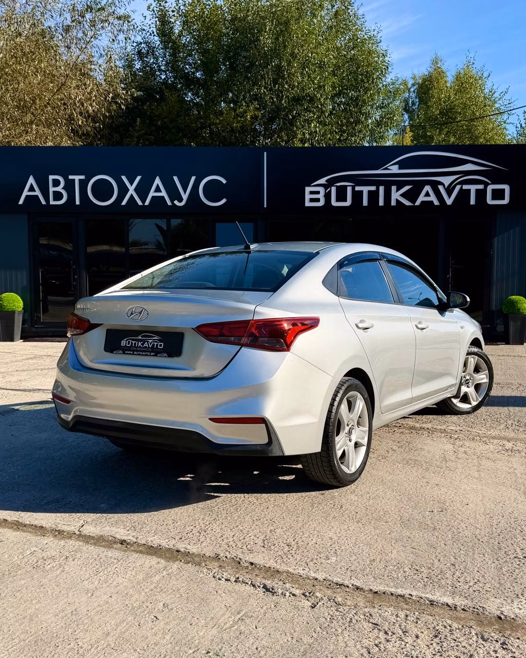 Hyundai Accent фото 4