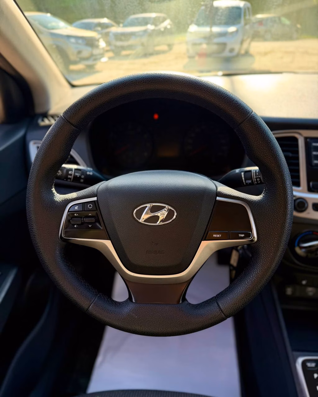 Hyundai Accent фото 15