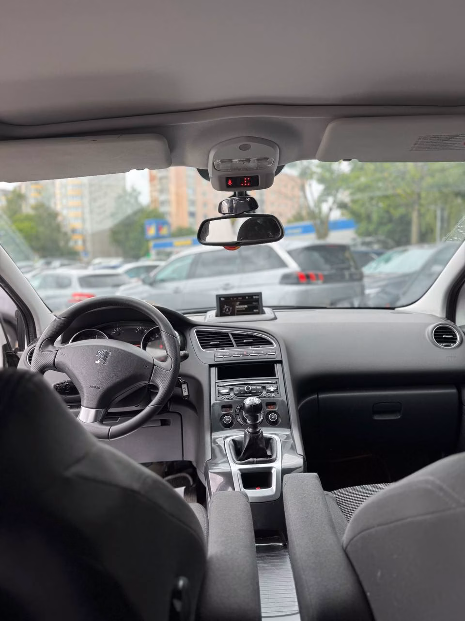 Peugeot 5008 фото 9