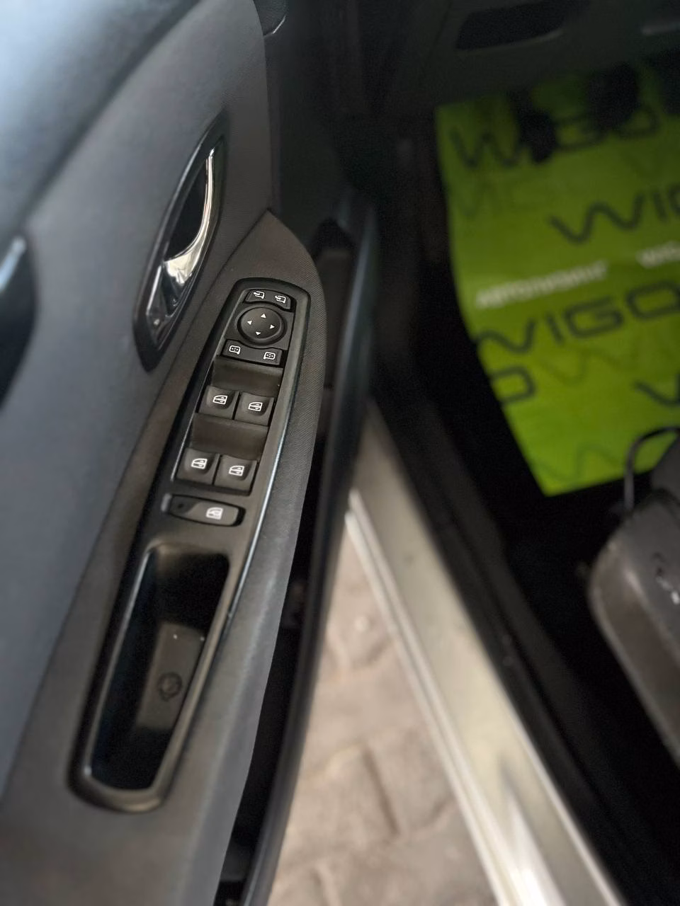Renault Scenic фото 12