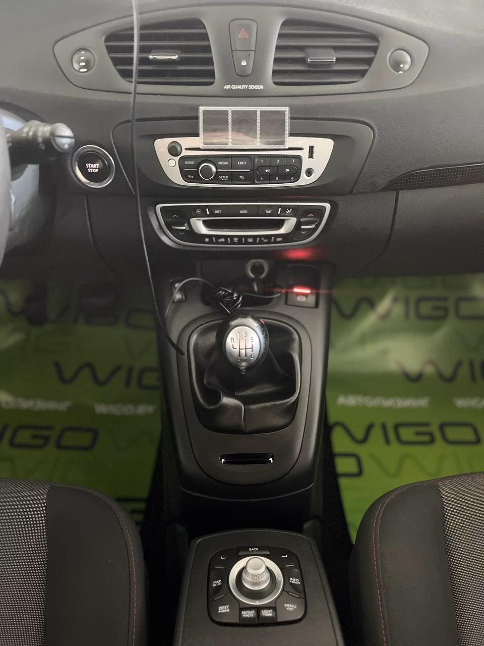 Renault Scenic фото 14