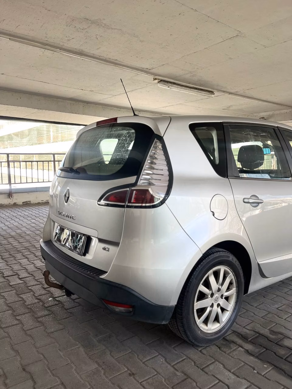 Renault Scenic фото 8