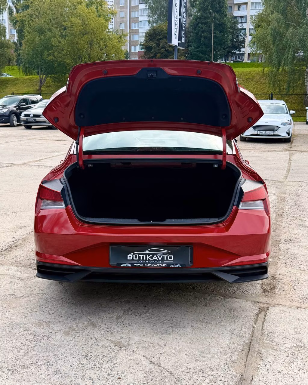 Hyundai Elantra фото 12