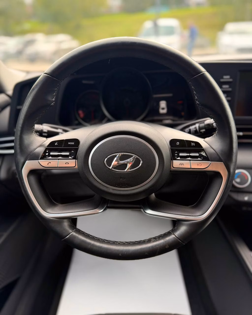 Hyundai Elantra фото 15