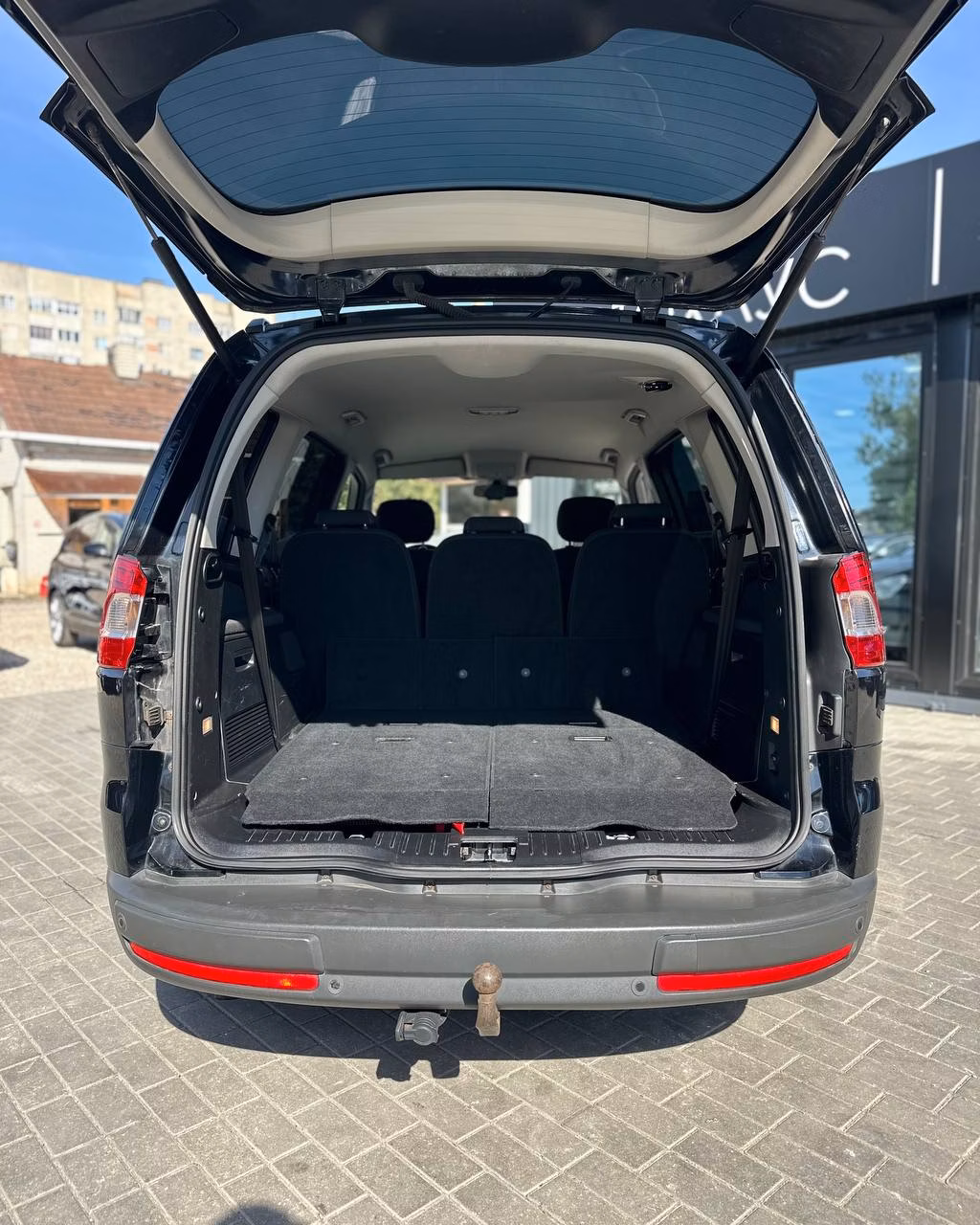 Ford Galaxy фото 16