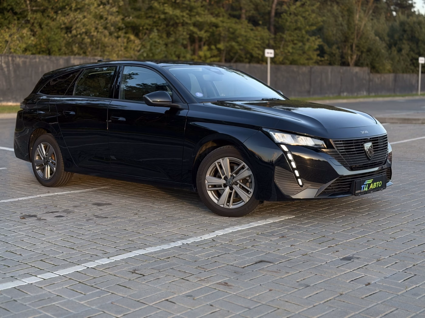 Peugeot 308 фото 3