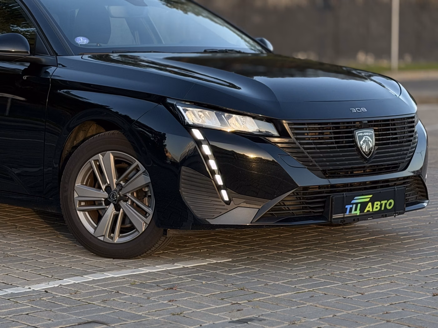 Peugeot 308 фото 2