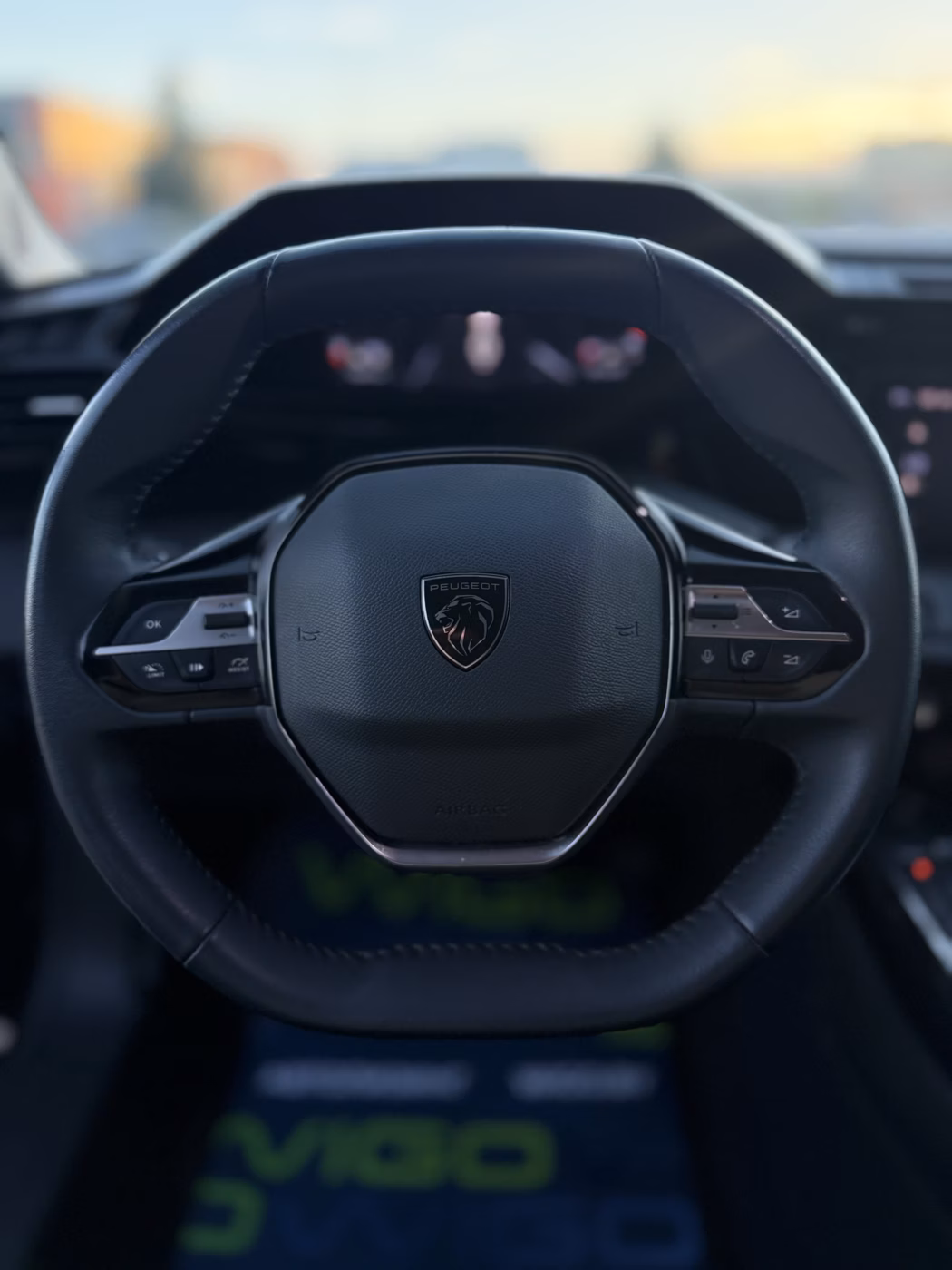 Peugeot 308 фото 24