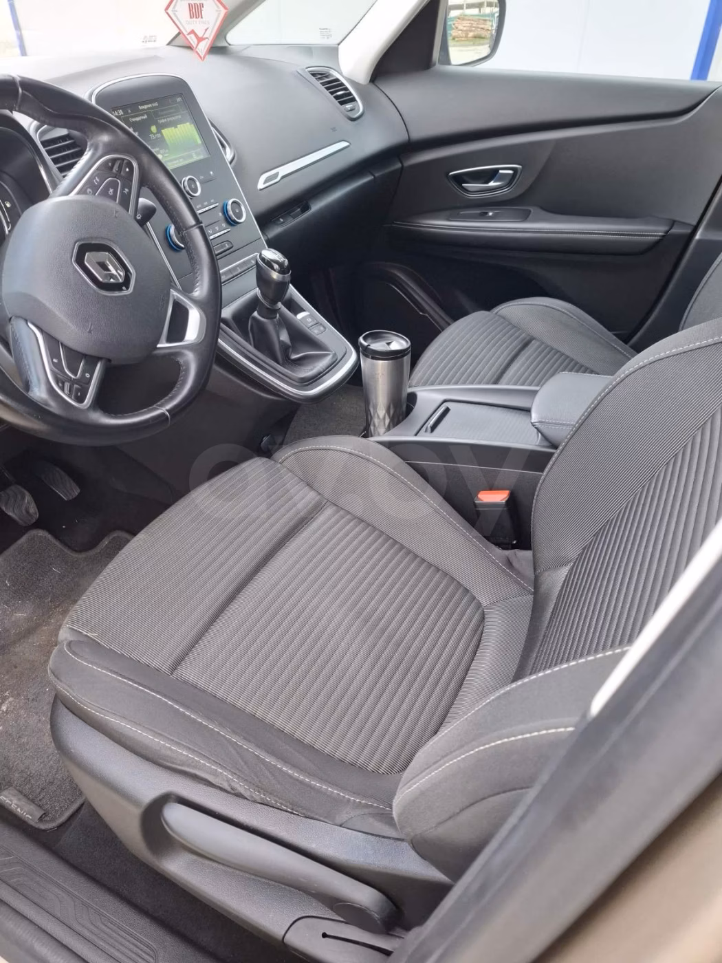Renault Grand Scenic фото 11