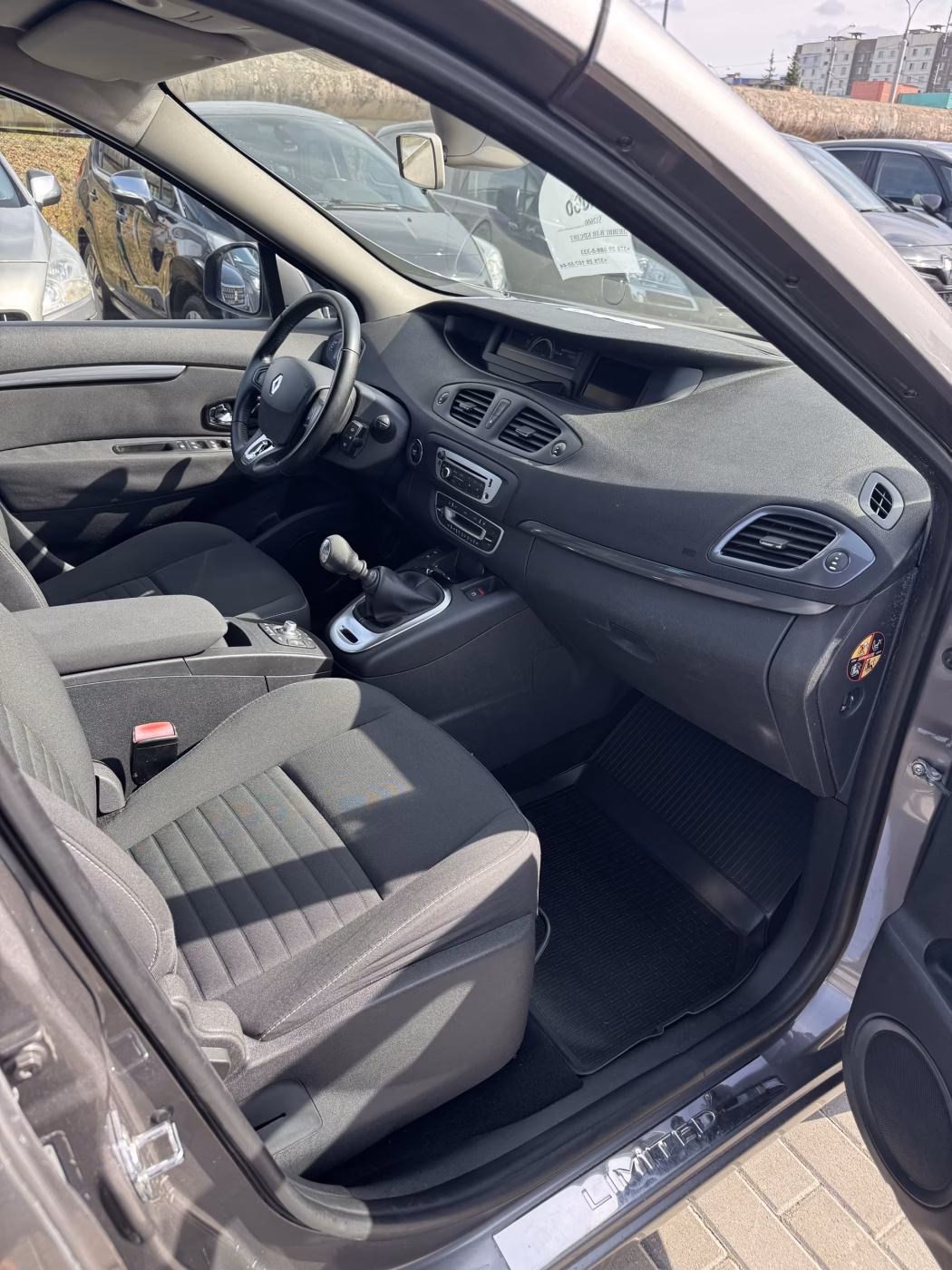 Renault Grand Scenic фото 7