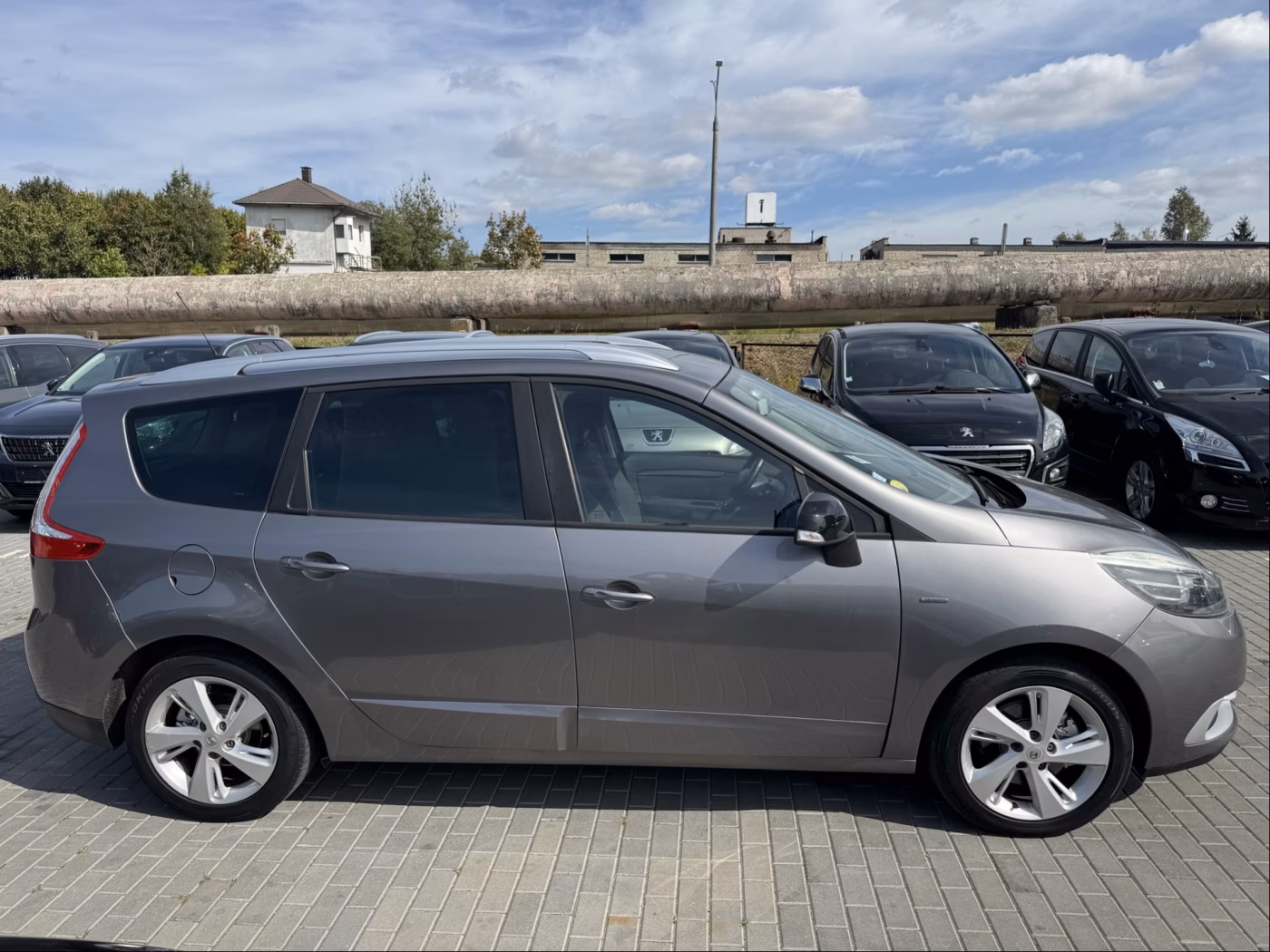 Renault Grand Scenic фото 4