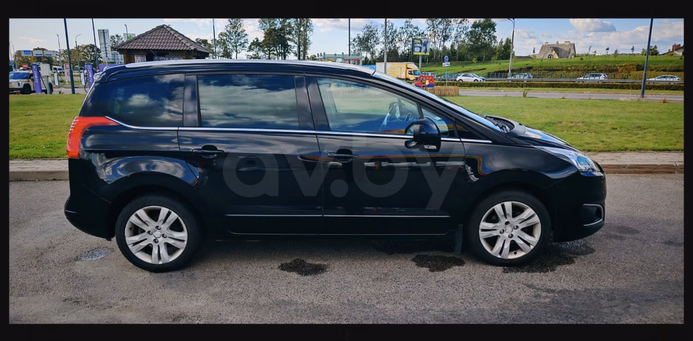 Peugeot 5008 фото 4