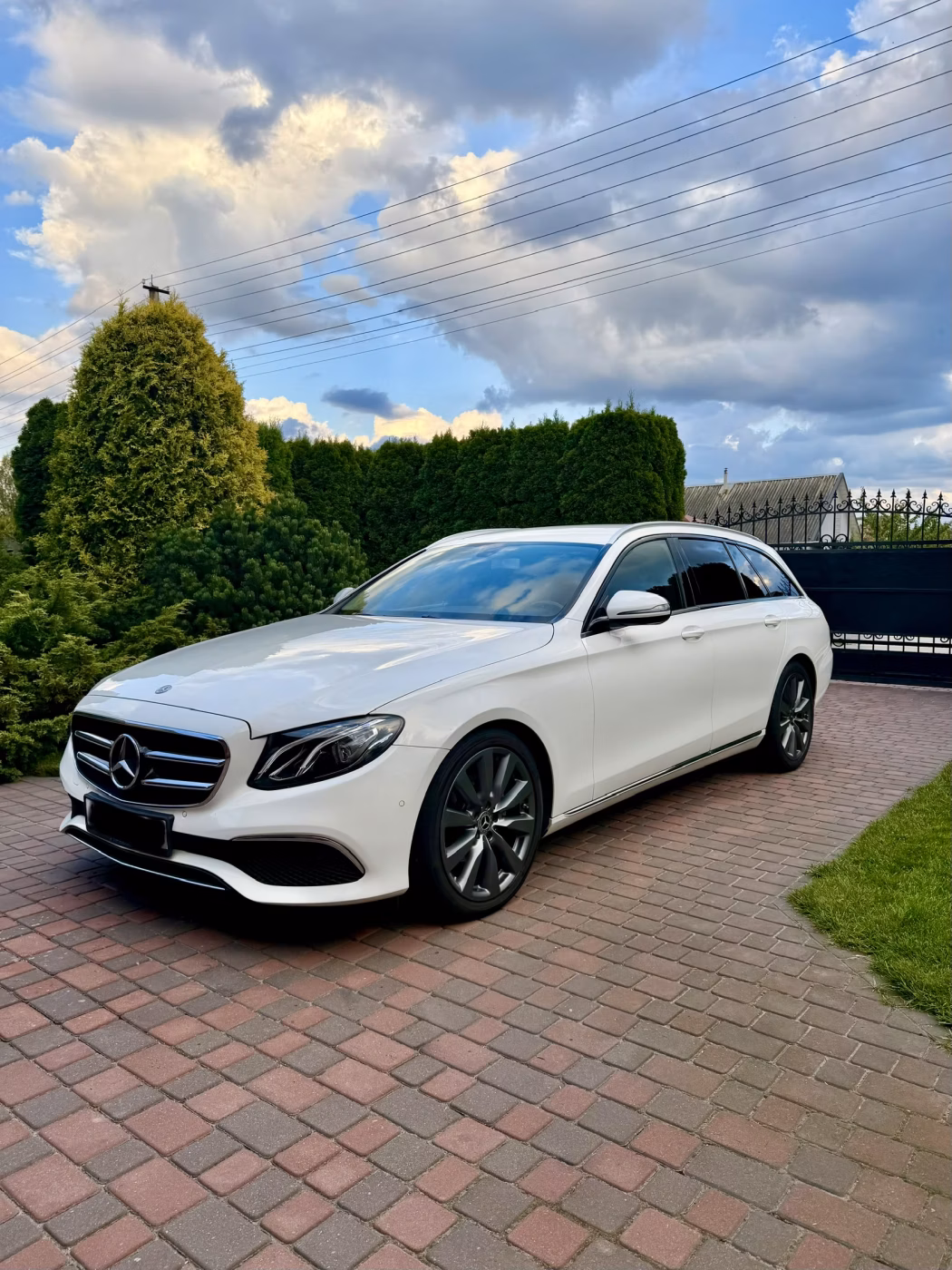 Mercedes-Benz E-Класс фото 3
