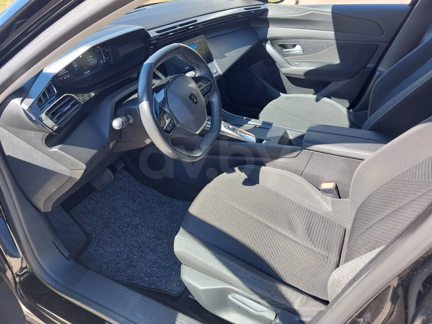 Peugeot 308 фото 10