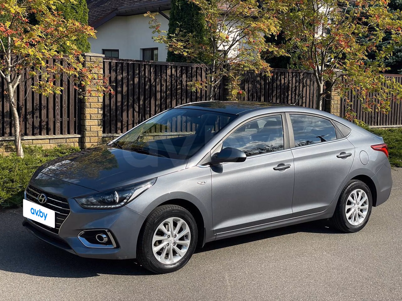 Hyundai Accent фото 7