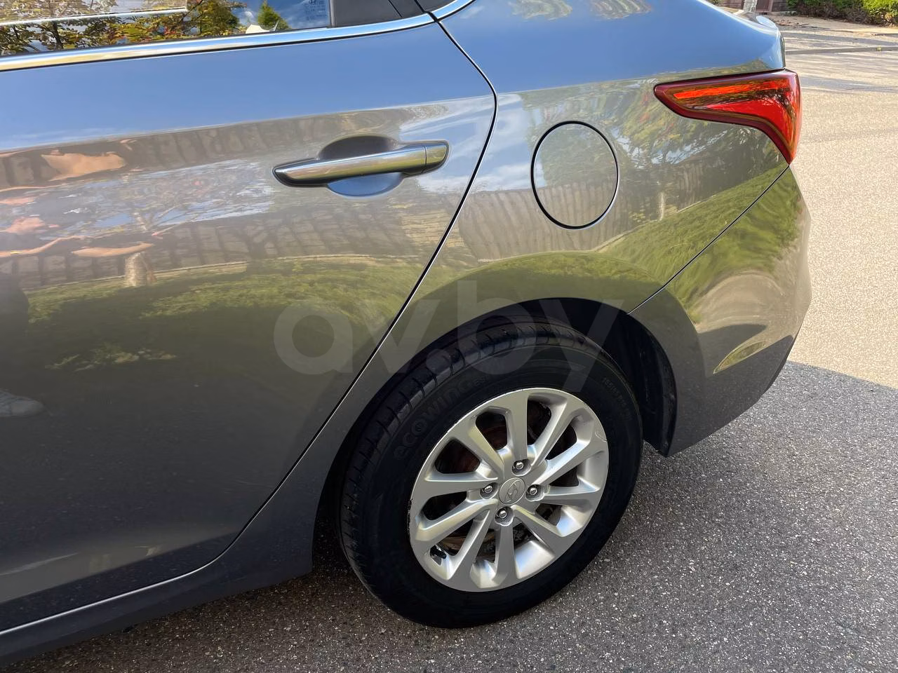 Hyundai Accent фото 14