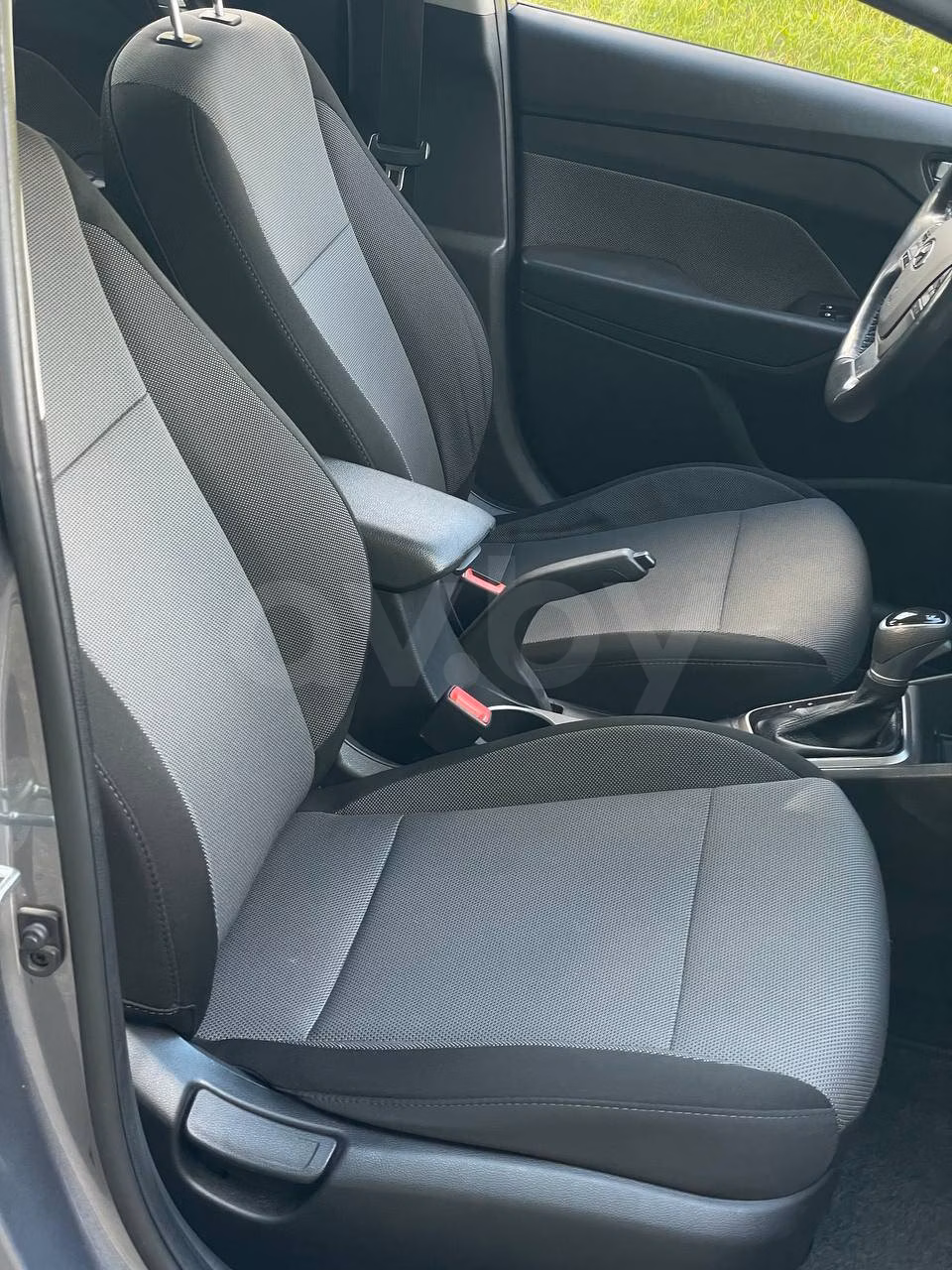 Hyundai Accent фото 19