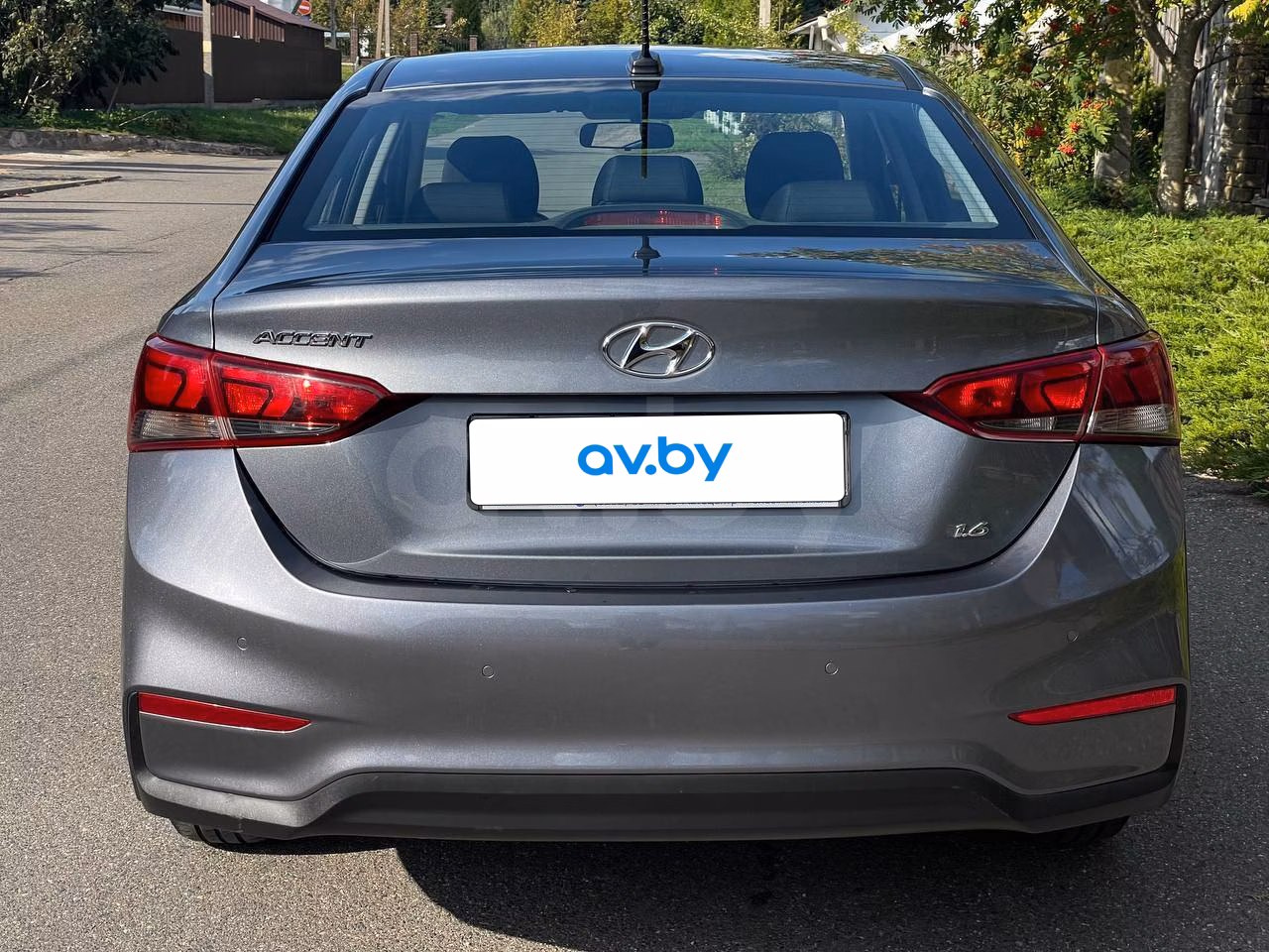 Hyundai Accent фото 4