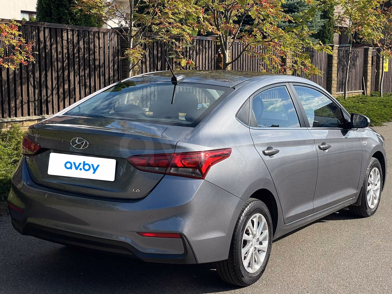 Hyundai Accent фото 12