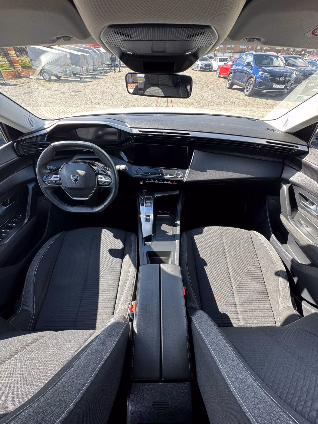Peugeot 308 фото 8