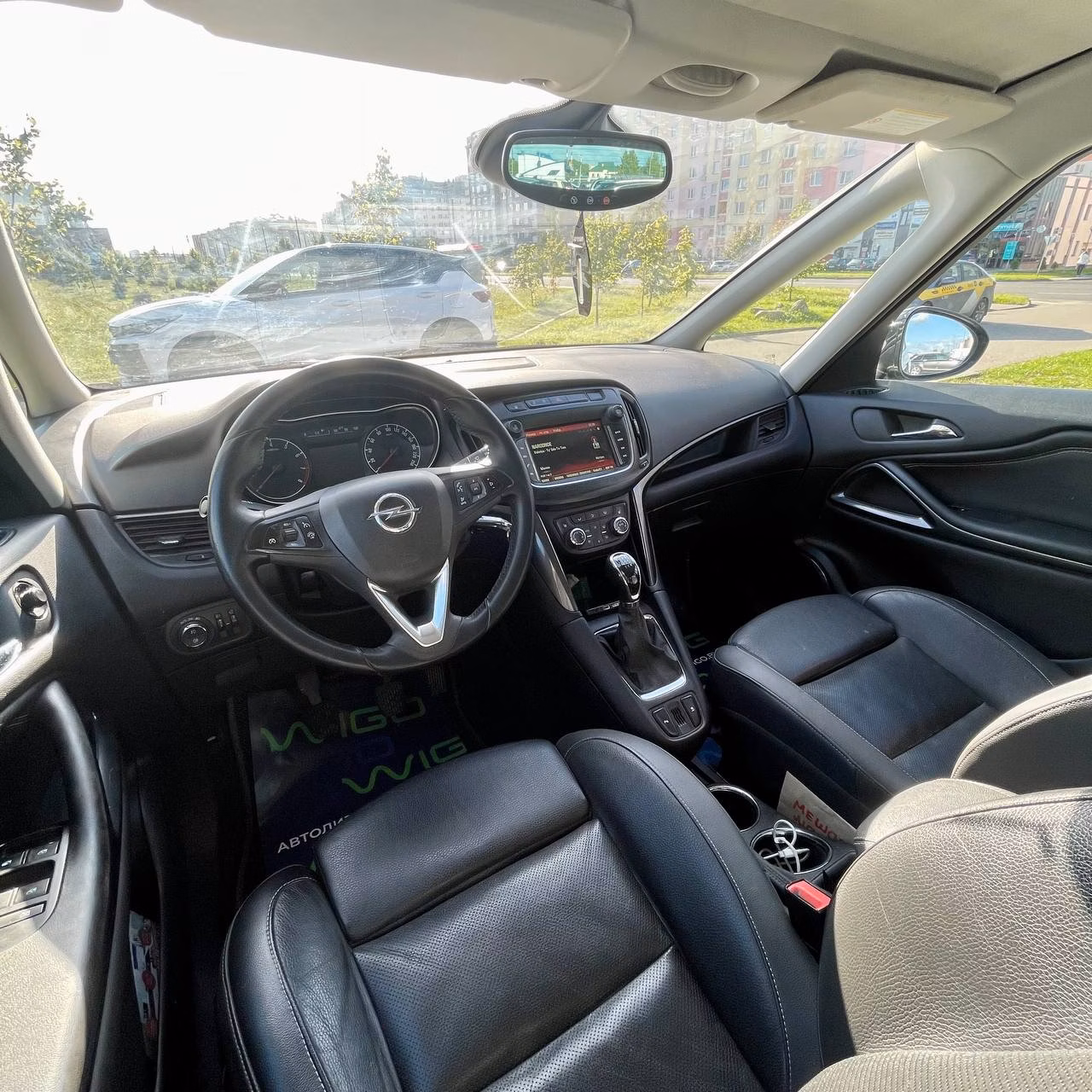 Opel Zafira фото 9