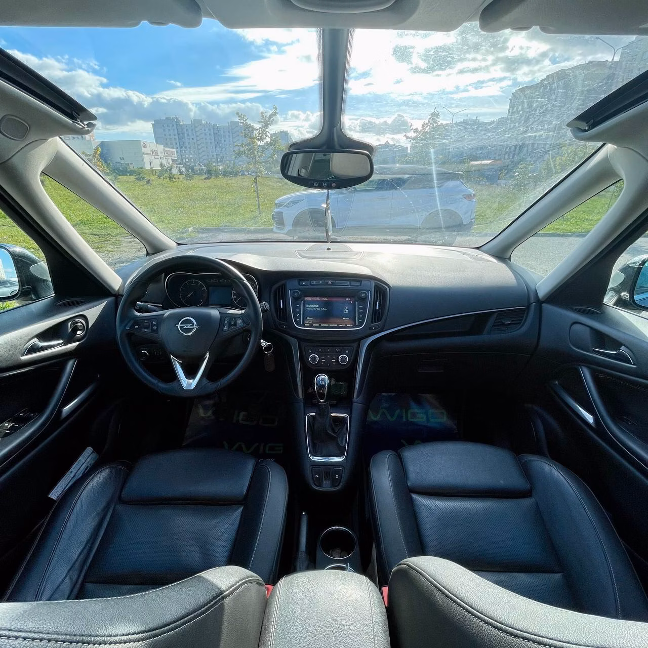 Opel Zafira фото 14