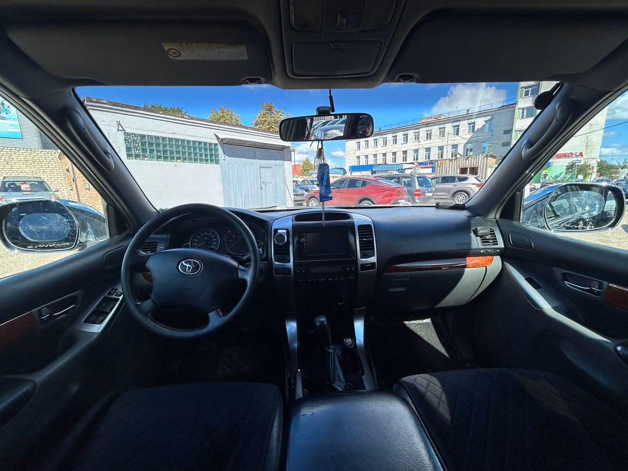 Toyota Land Cruiser Prado фото 11