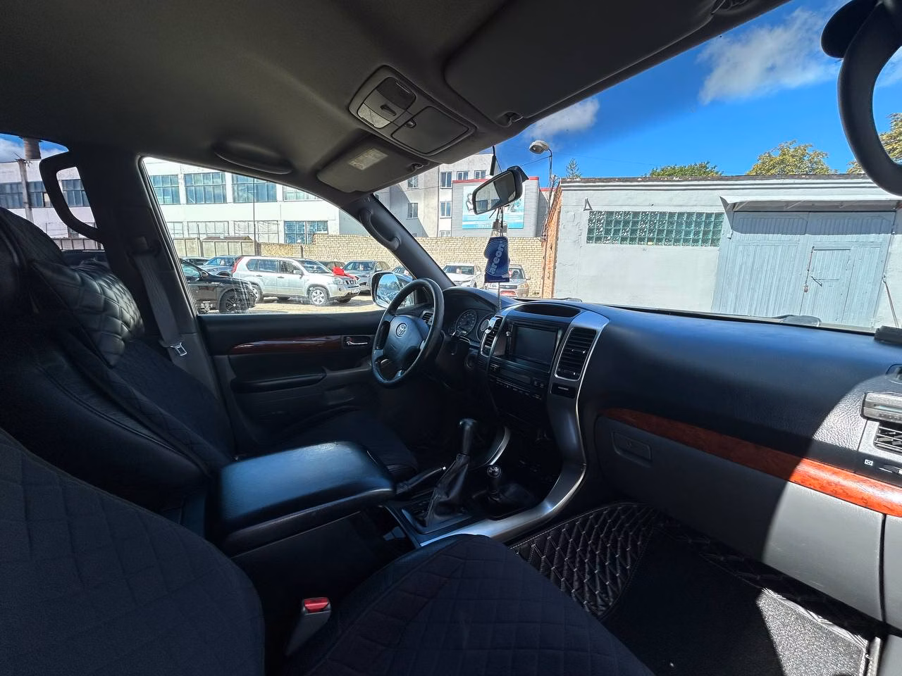 Toyota Land Cruiser Prado фото 14