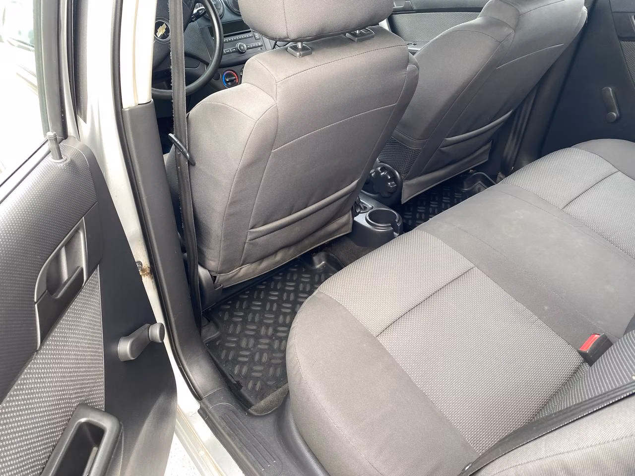 Chevrolet Aveo фото 10