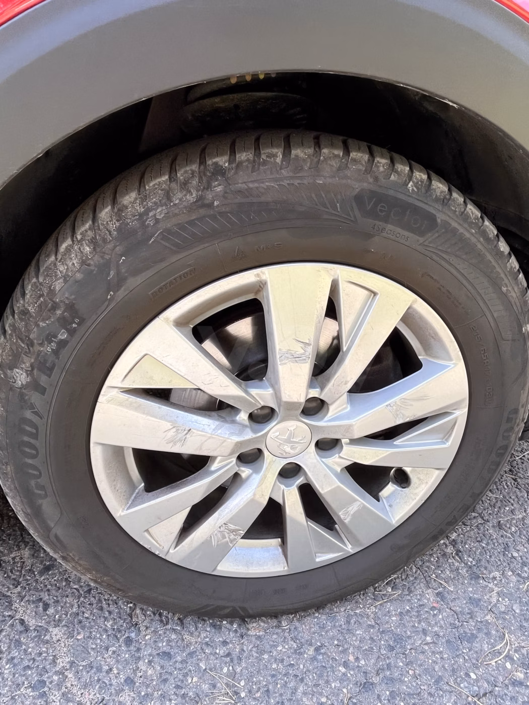 Peugeot 5008 фото 15