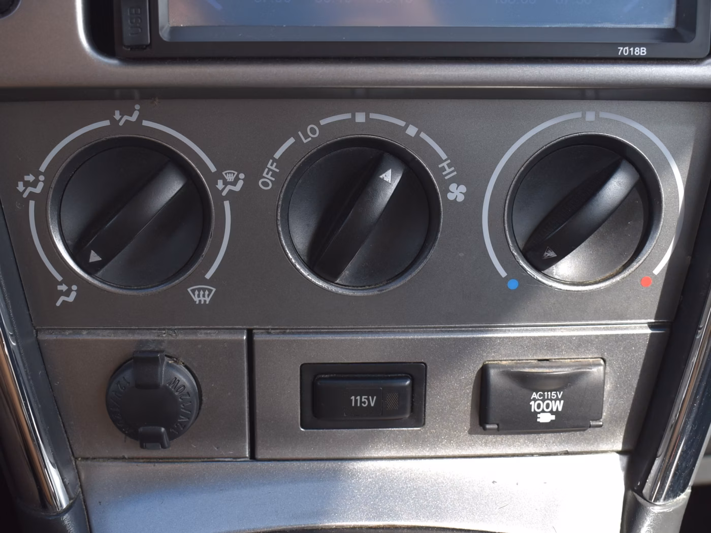 Pontiac Vibe фото 16