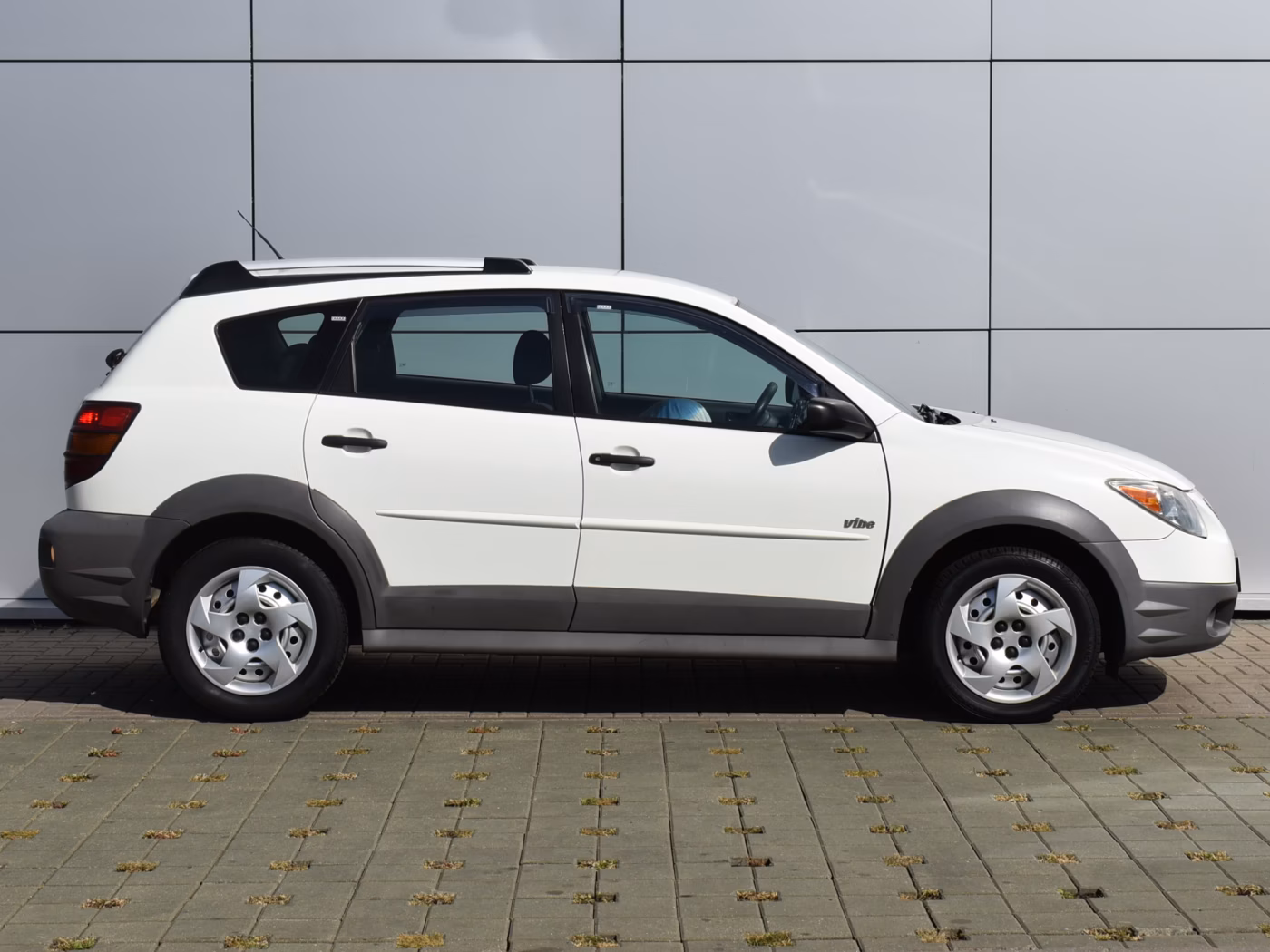 Pontiac Vibe фото 4