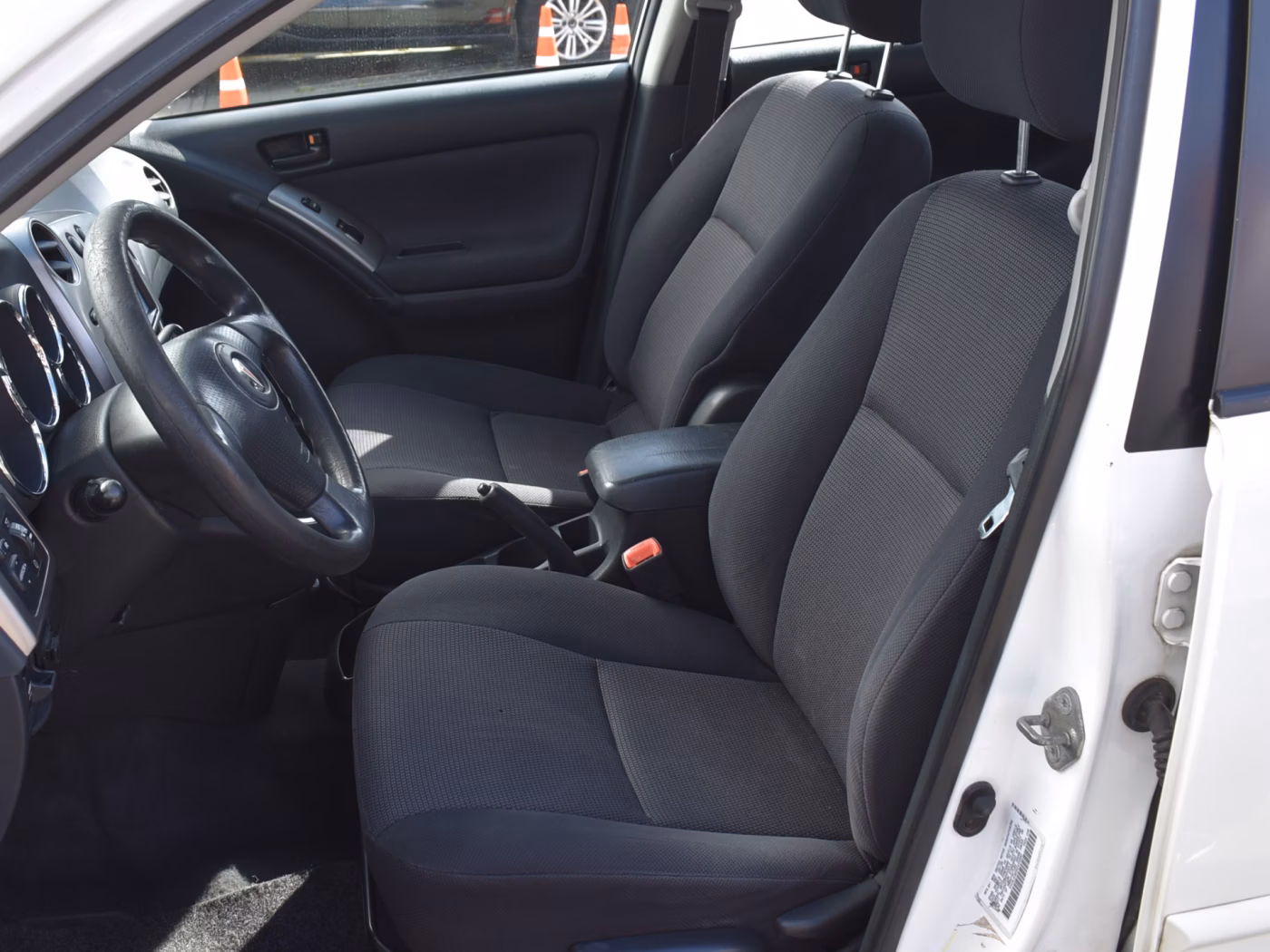 Pontiac Vibe фото 9
