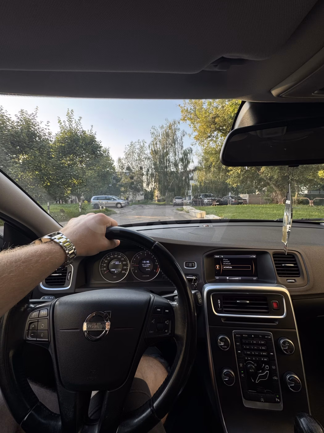 Volvo V60 фото 4