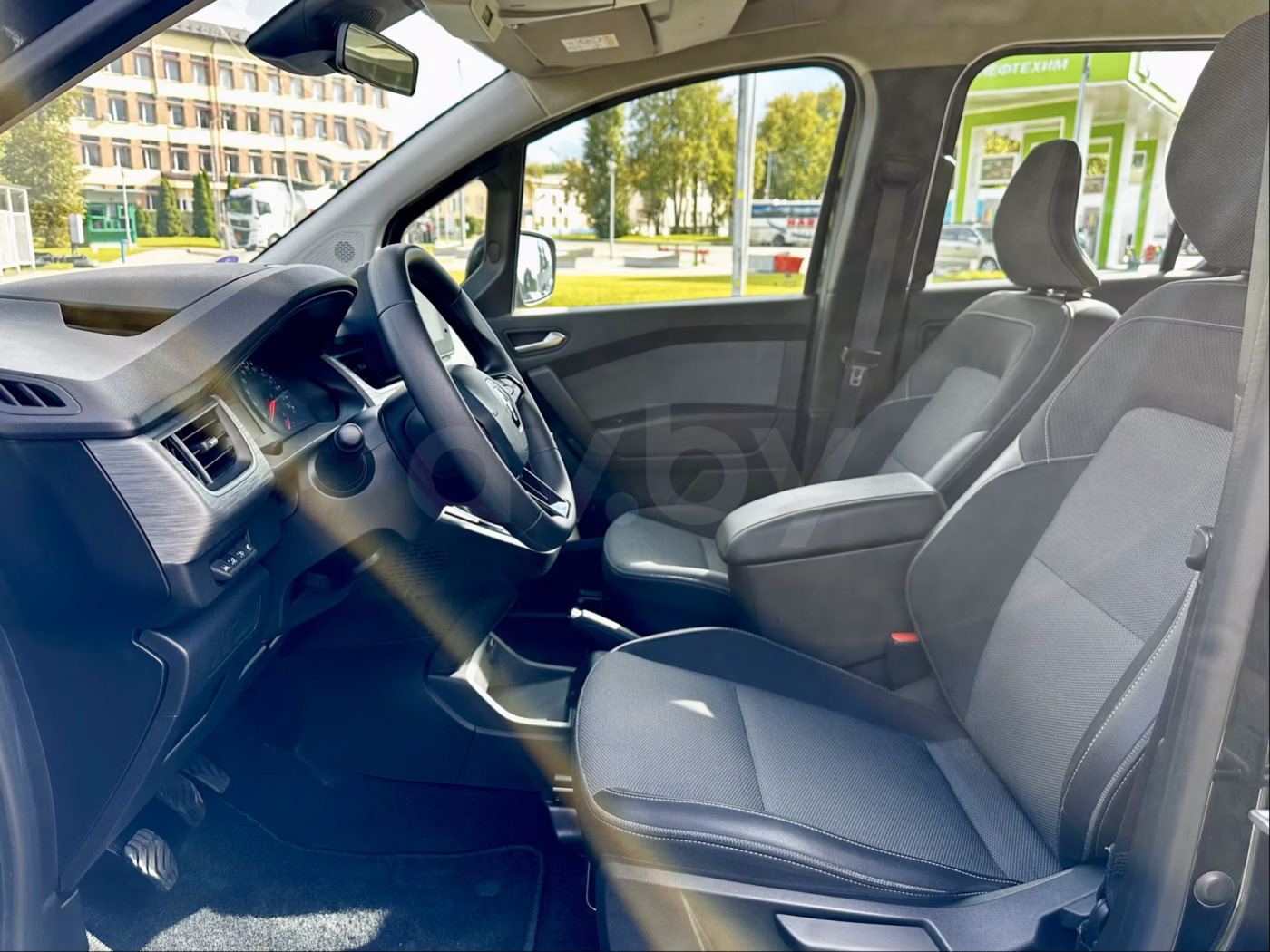 Renault Kangoo фото 12