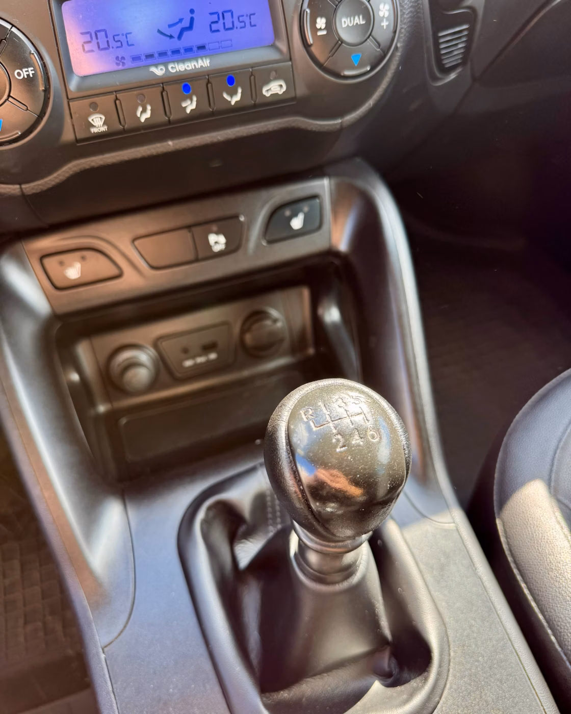 Hyundai ix35 фото 17