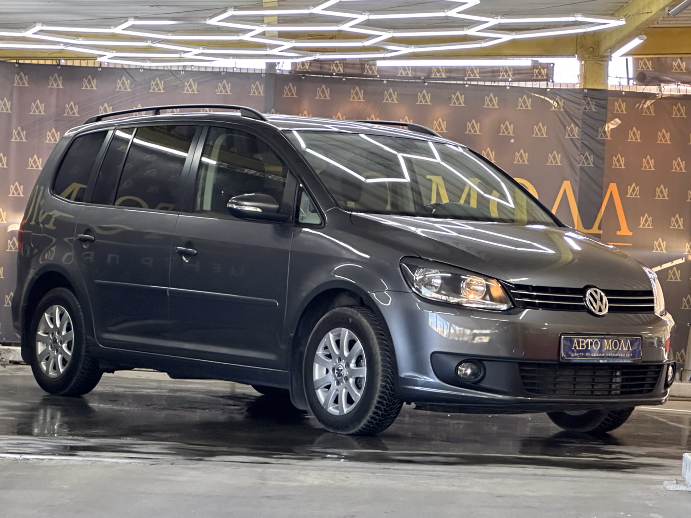 Volkswagen Touran фото 4