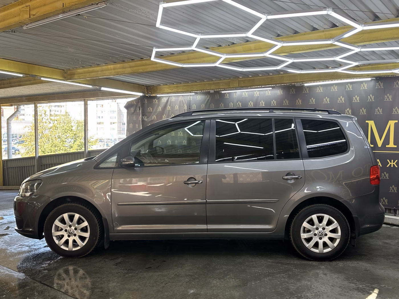 Volkswagen Touran фото 5