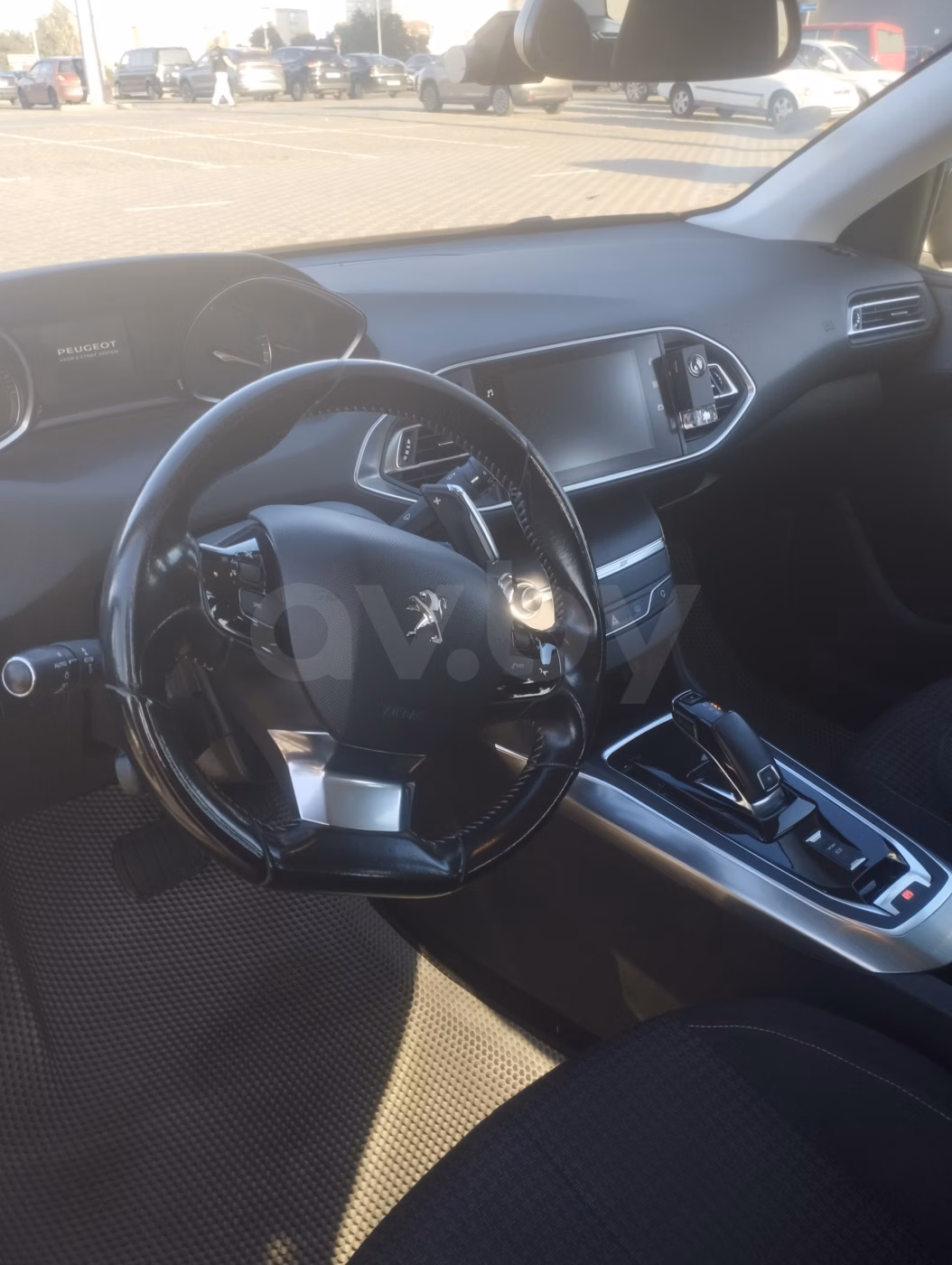Peugeot 308 фото 14