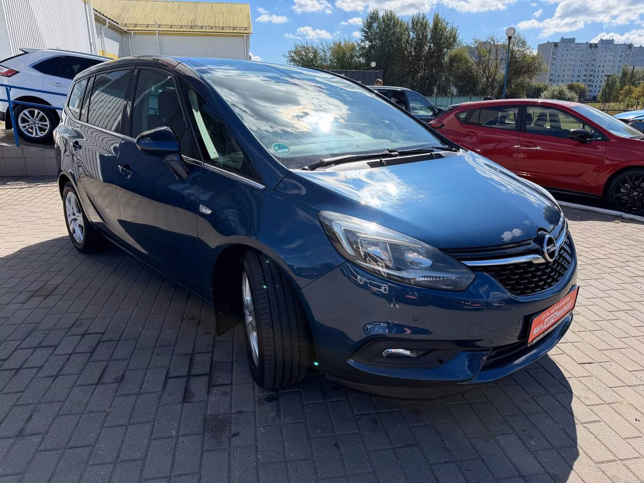 Opel Zafira фото 3