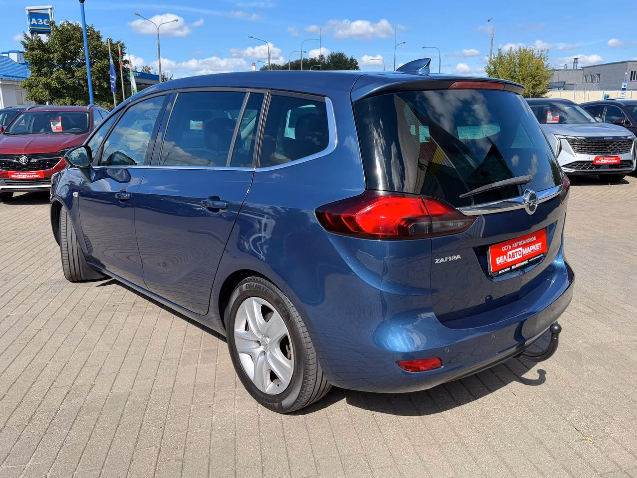 Opel Zafira фото 7