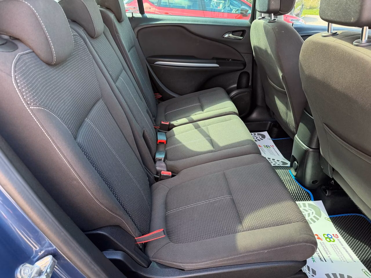 Opel Zafira фото 18