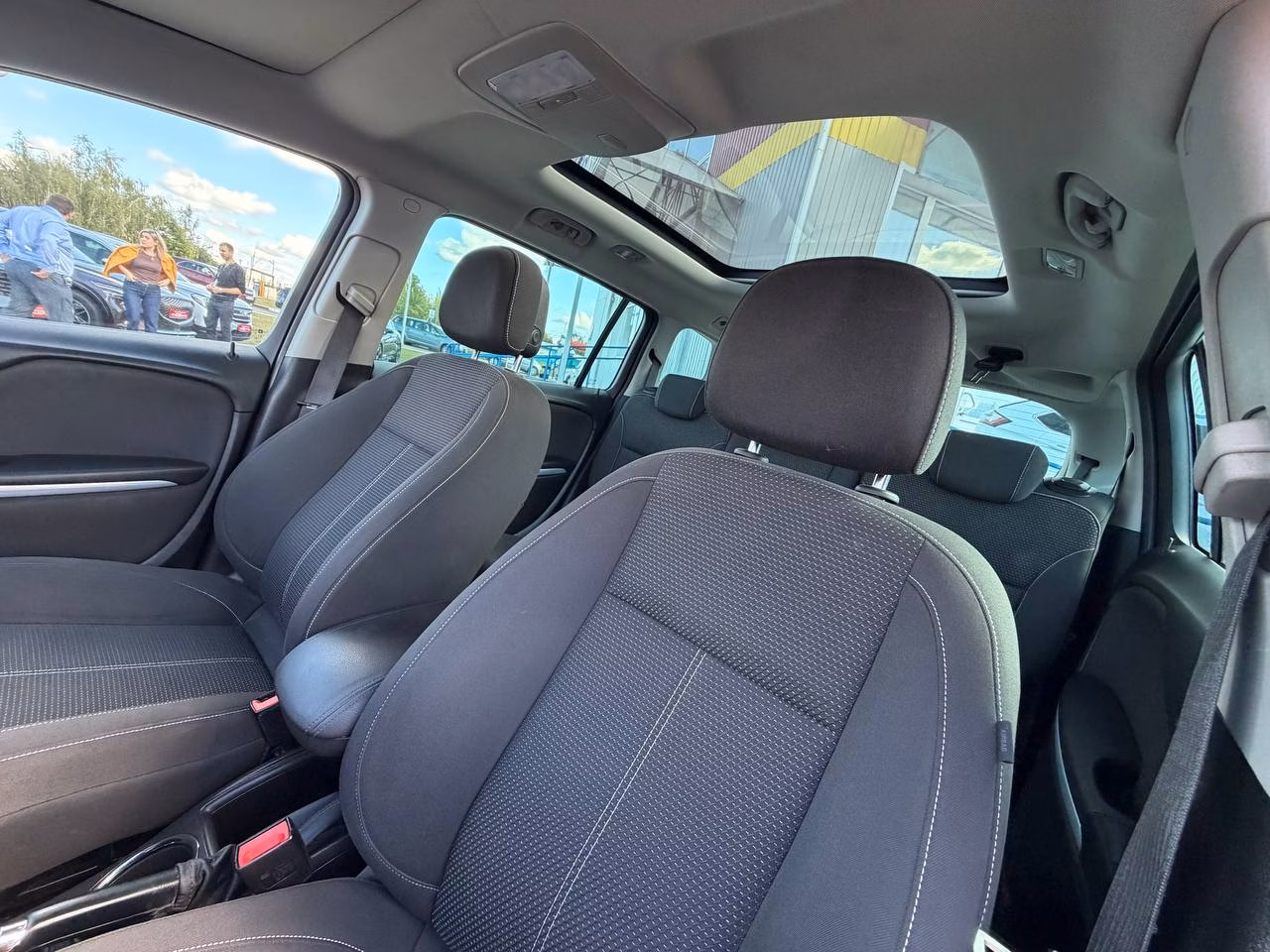 Opel Zafira фото 19