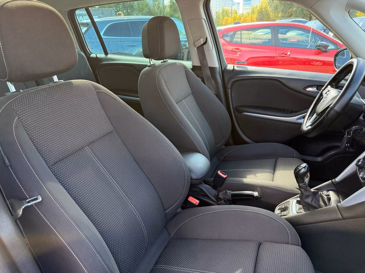 Opel Zafira фото 20