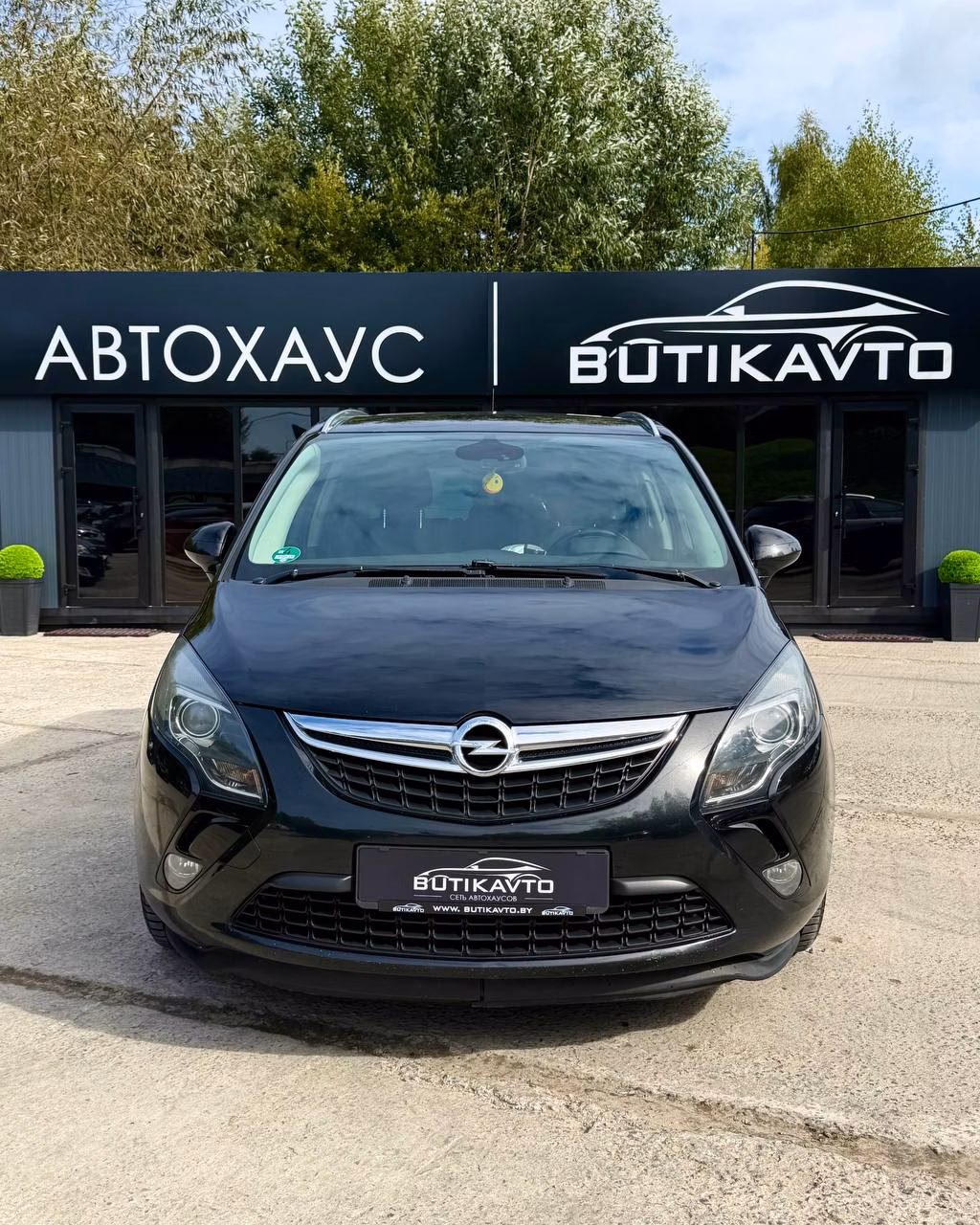 Opel Zafira фото 2