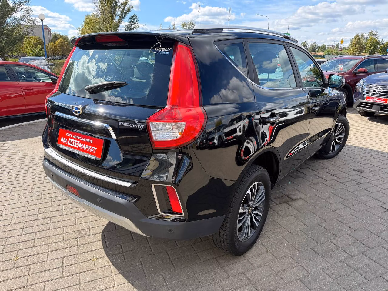 Geely Emgrand X7 фото 5