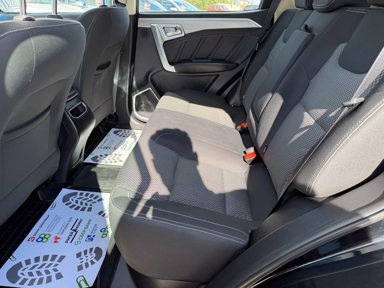 Geely Emgrand X7 фото 16