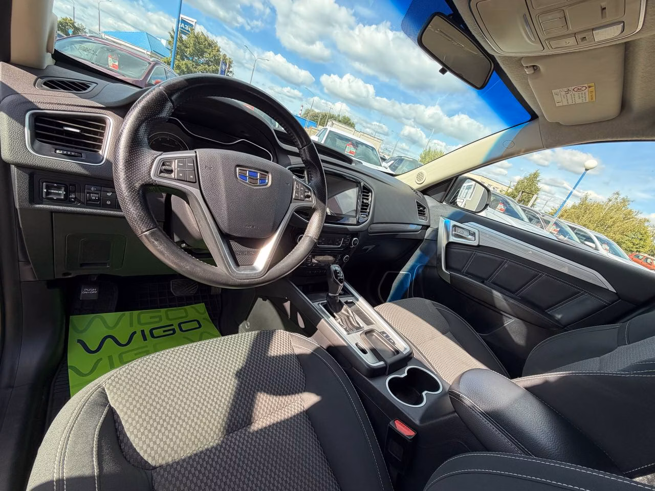 Geely Emgrand X7 фото 17