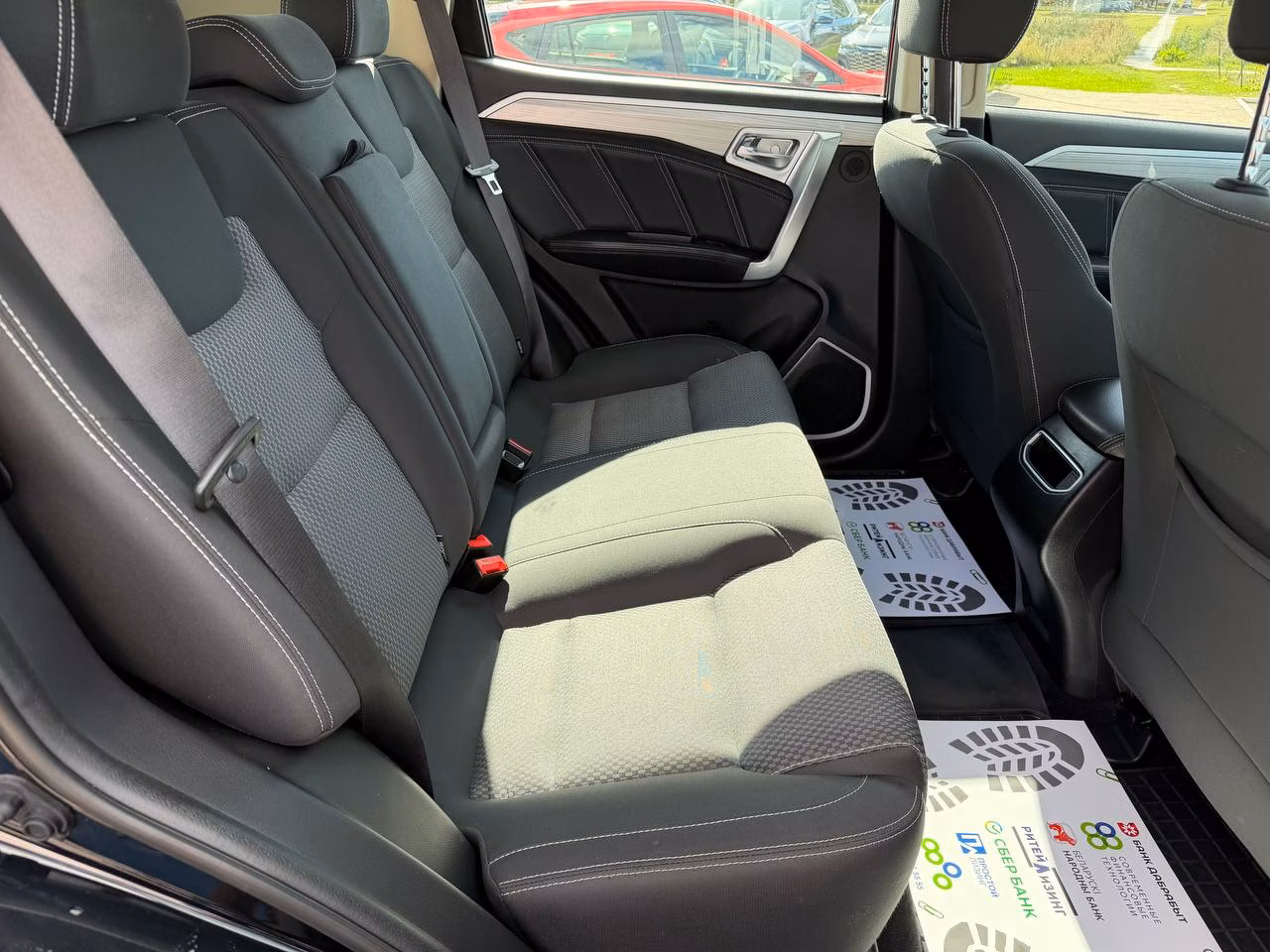 Geely Emgrand X7 фото 18